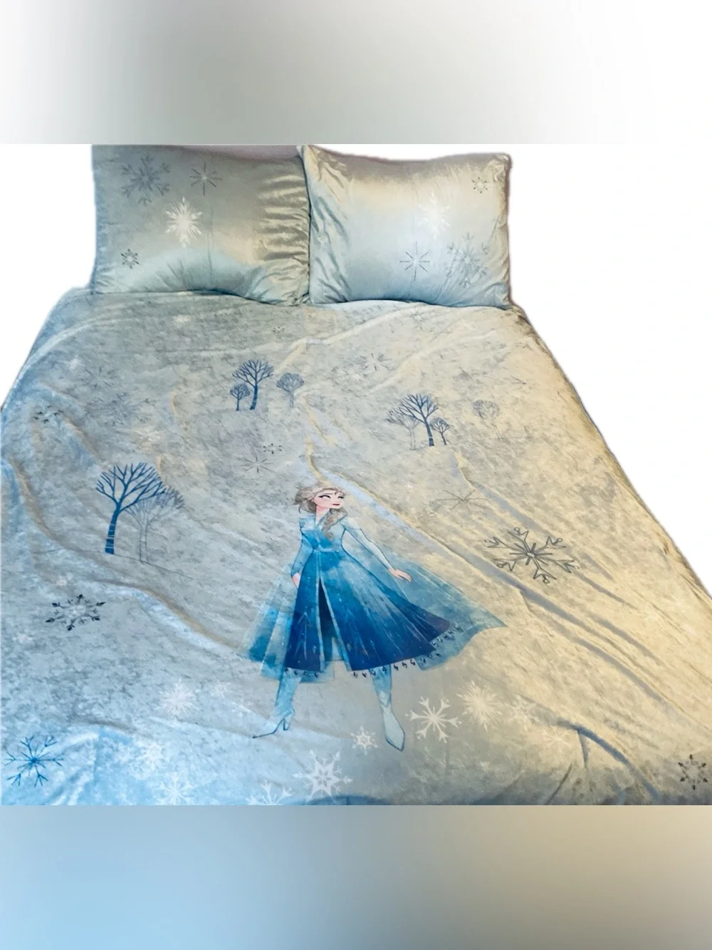 Disney Frozen Full Size Quilt and Shams Set